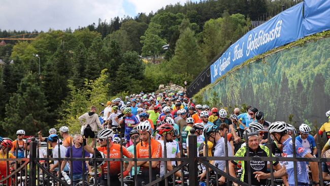 Наша команда на Tour de Pologne Аматорів та фан-зоні в штаб-квартирі Impel Group